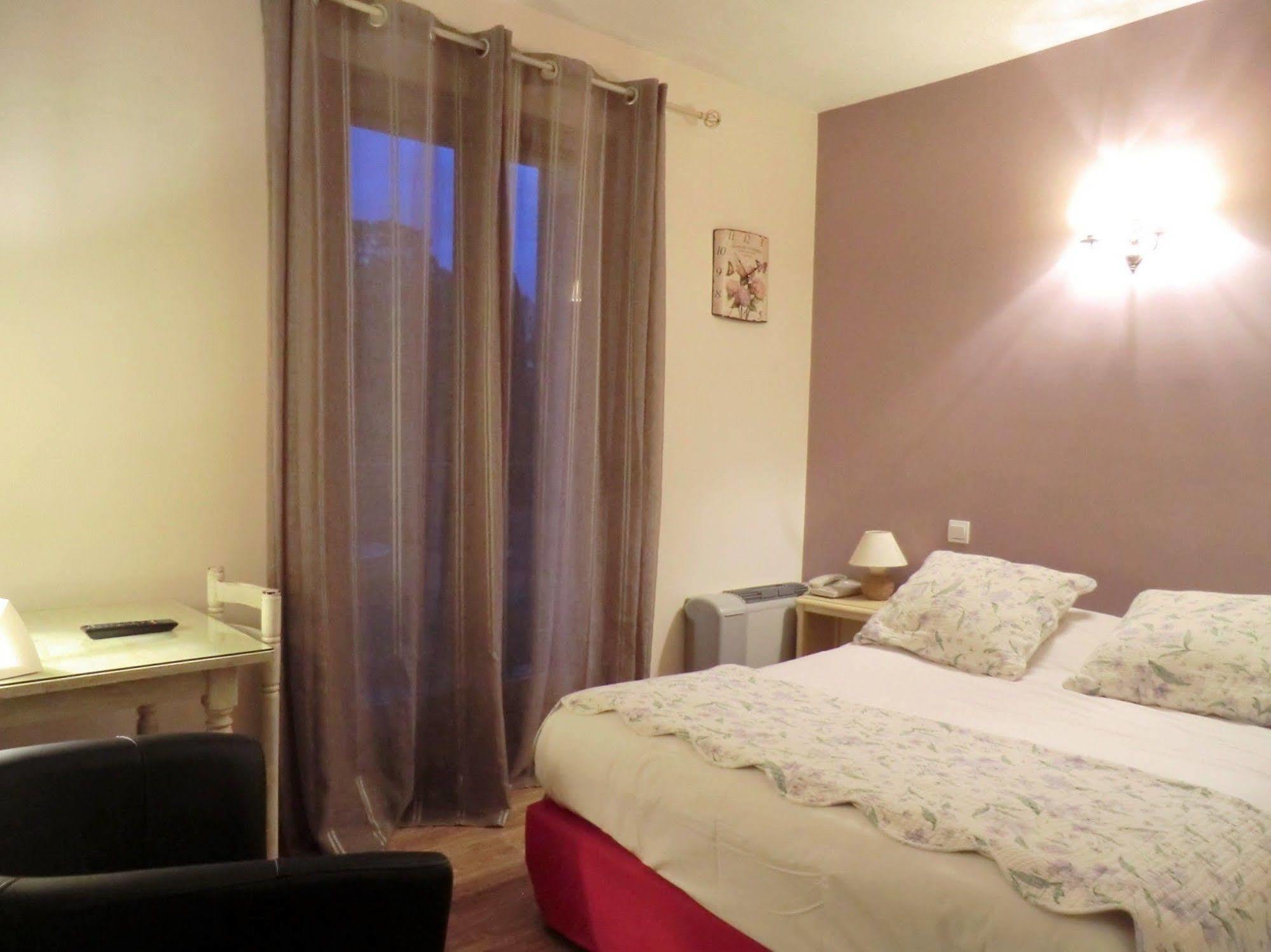 Hotel Du Parc, Avignon Est, The Originals City, Entraigues-sur-la-Sorgue 외부 사진
