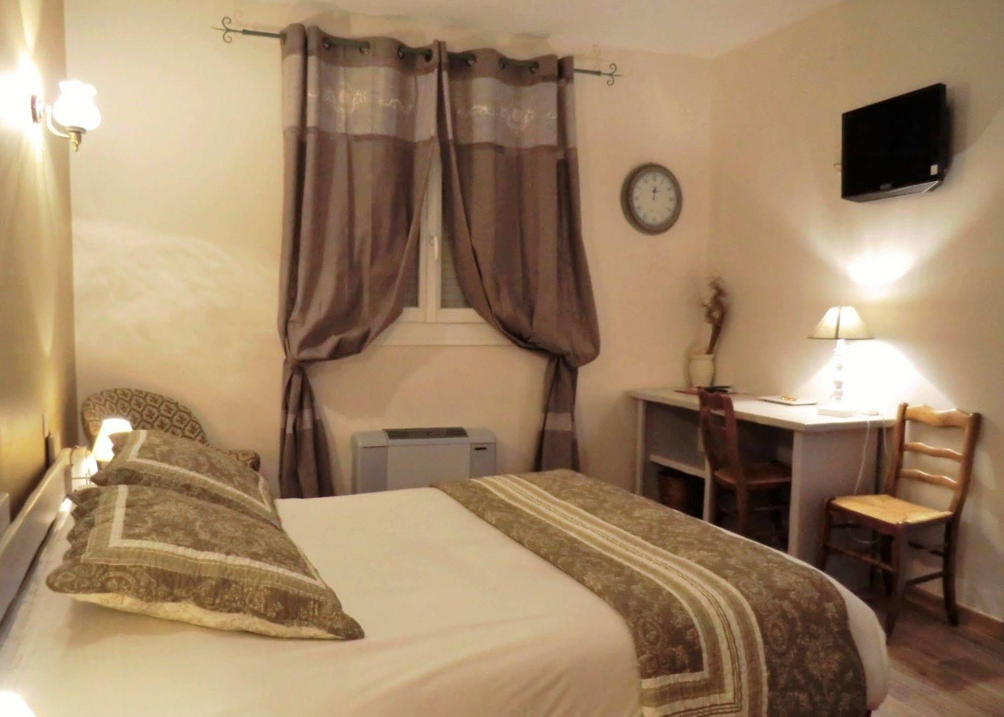 Hotel Du Parc, Avignon Est, The Originals City, Entraigues-sur-la-Sorgue 외부 사진