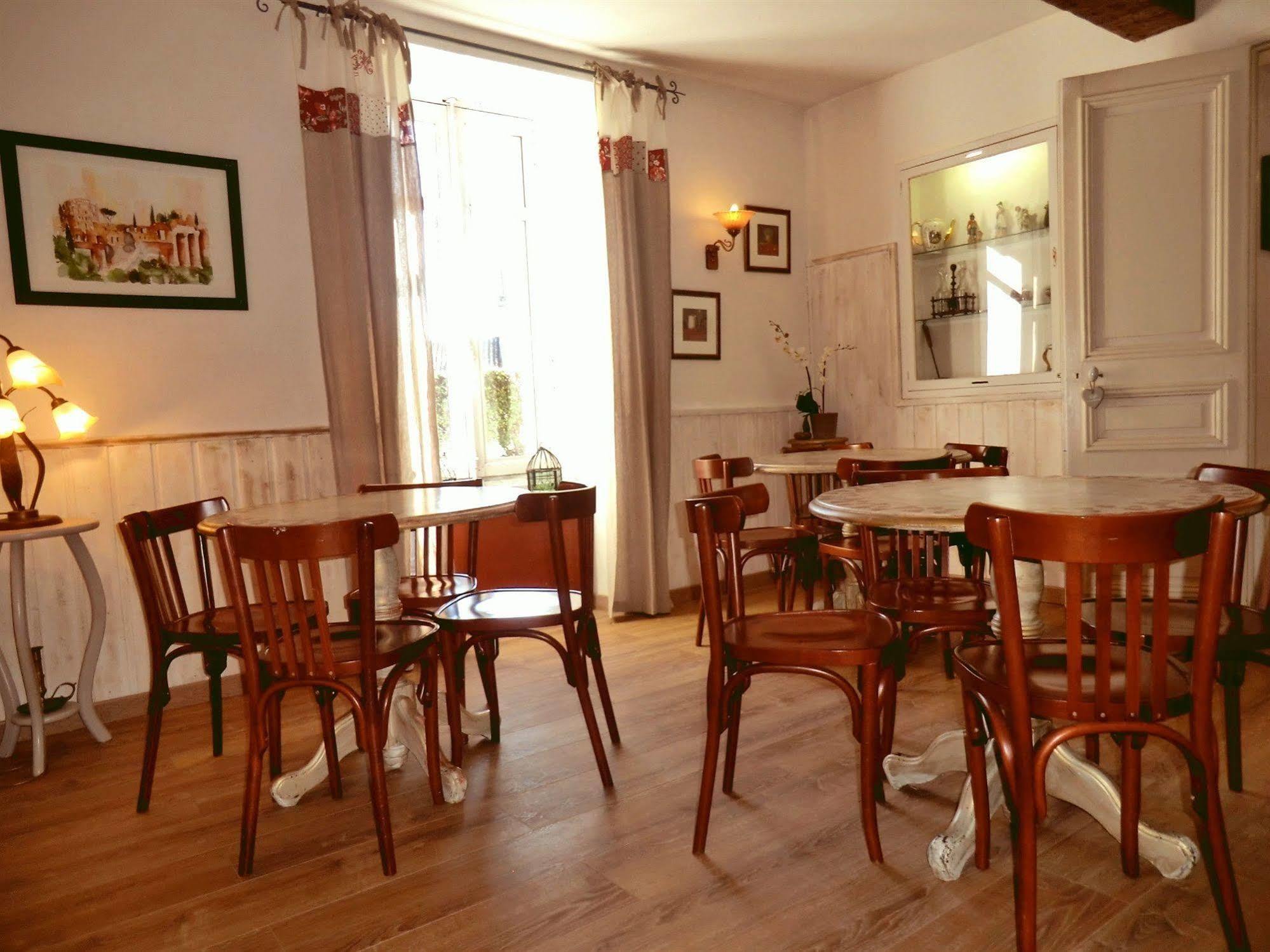 Hotel Du Parc, Avignon Est, The Originals City, Entraigues-sur-la-Sorgue 외부 사진